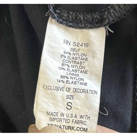 Trina Turk Recreation Womens Small  Black Full Zip  Athletic Thumb Hole Jacket - Picture 9 of 10